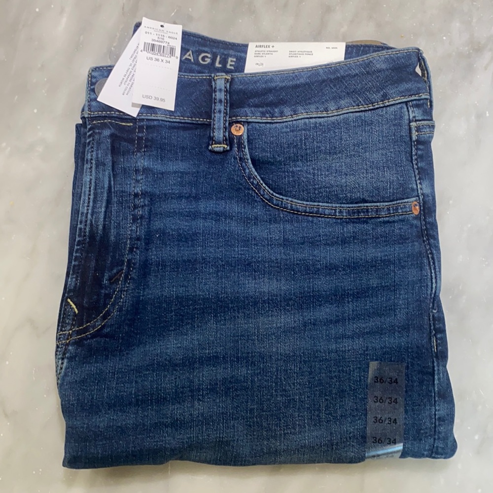 *NWT* Mens American Eagle Jeans Athletic Straight 36 waist  x 34 length